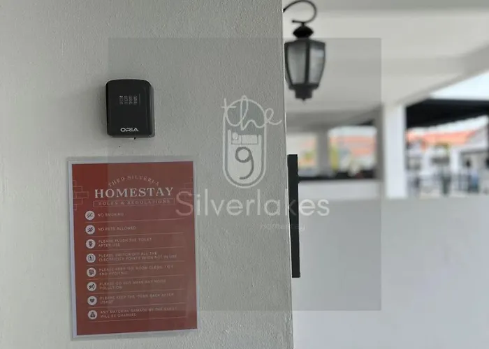 The9 Silverlakes Homestay
